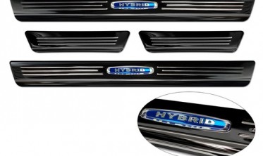 захисні накладки на внутрішні пороги BMW X6 G06 (Hybrid) фото