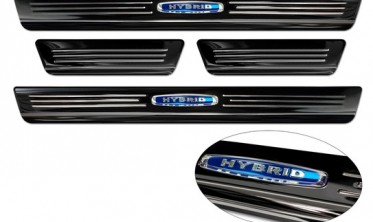 внутренние накладки на пороги с эмблемой Hybrid для Skoda Octavia 4 Kombi фото