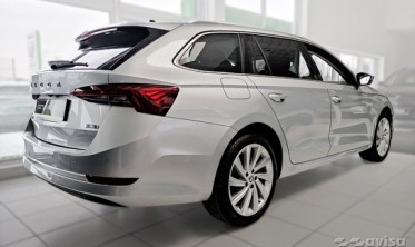 внутренние накладки на пороги с эмблемой Hybrid для Skoda Octavia 4 Kombi фото