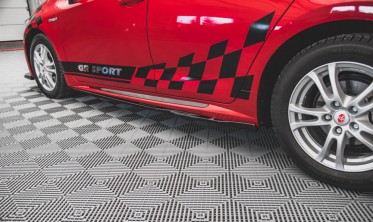 Накладки (лістви) під пороги Toyota Corolla GR SPORT Hatchback XII фото