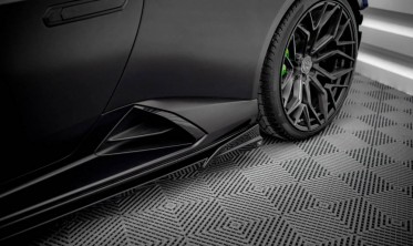 Боковые диффузоры (листвы) на пороги Lamborghini Huracan EVO фото