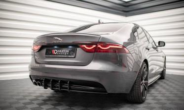 Центральная накладка на задний бампер STREET PRO Jaguar XF MK2 R-Sport фото