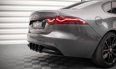 Центральная накладка на задний бампер STREET PRO Jaguar XF MK2 R-Sport фото