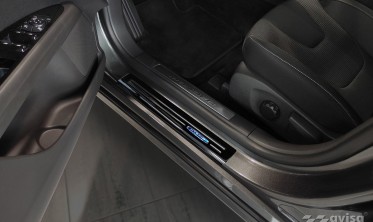 защитные накладки на пороги с эмблемой Hybrid Ford Mondeo MK5 Kombi фото