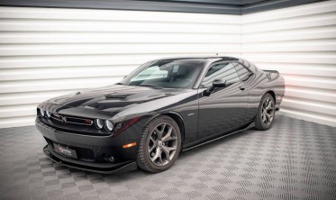 Накладки на бічні пороги Dodge Challenger MK3 RT / GT рестайлінг фото