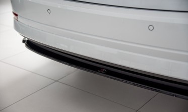 Диффузор заднего бампера Skoda Octavia MK4 глянцевый фото