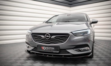 Передня накладка на бампер Opel Insignia MK2 фото