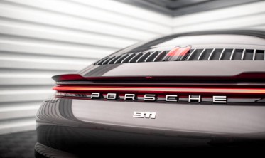 Накладка на спойлер Porsche 911 Carrera 4S 992 фото
