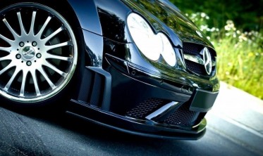 Диффузор переднего бампера Mercedes CLK W209 BLACK (SL BLACK SERIES стиль) фото