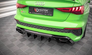 Вставка (дифузор) заднього бампера Audi RS3 8Y (чорний глянц.) фото