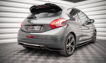 Тюнинговая накладка на задний бампер Peugeot208 MK1 GTI  фото