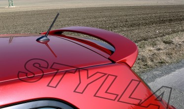 спойлер крышки багажника Toyota Auris MK1 фото