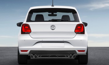 Диффузор заднего бампера VW Polo с муляжами выхлопных труб фото