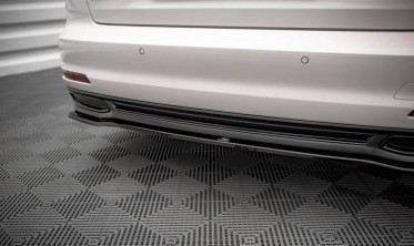 Тюнинговая накладка на задний бампер Audi A6 C8 фото