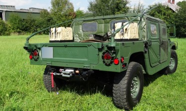 Крепление задней лебедки Hummer H1 (1992-2006) фото