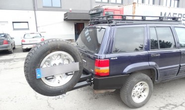 Крепление запасного колеса Jeep Grand Cherokee ZJ (1993-1998) фото