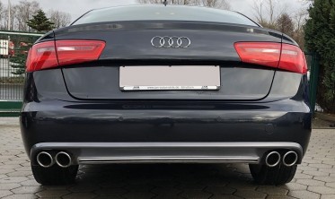 Диффузор заднего бампера Audi A6 C7 Sedan / Avant в стиле S6 фото