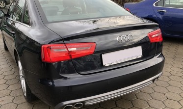 Диффузор заднего бампера Audi A6 C7 Sedan / Avant в стиле S6 фото