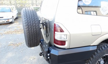 Кріплення запасного колеса Mitsubishi Pajero III (1999-2006) фото