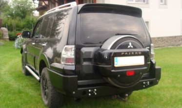 Силовий задній бампер Mitsubishi Pajero IV (2006-...) фото