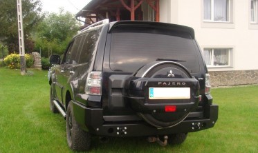 Силовий задній бампер Mitsubishi Pajero IV (2006-...) фото