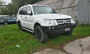 Силовий передній бампер Mitsubishi Pajero IV (2006-...) фото