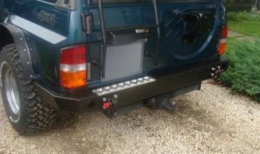 Силовой задний бампер NISSAN PATROL Y60 требует подрезки кузова фото