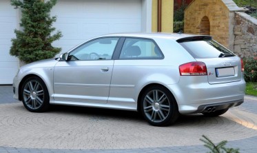 Накладки на пороги Audi A3 8P в стиле S3 фото