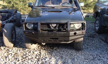 Защитная дуга для силового бампера NISSAN Terrano II 1996-2000 фото
