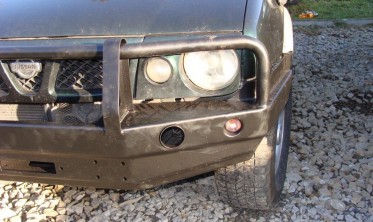Защитная дуга для силового бампера NISSAN Terrano II 1996-2000 фото
