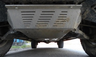 Захист двигуна Toyota Hilux (2005-2011) фото