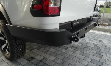 Силовой задний бампер Toyota Hilux (2016-...) длинный фото