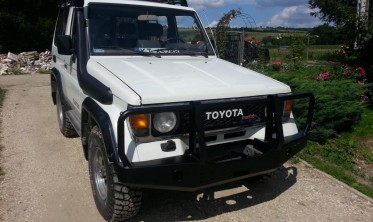 Защитная дуга силового бампера Toyota Land Cruiser J70 фото