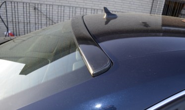 Спойлер заднего стекла (бленда) Audi A4 B8 седан, стекловолокно фото