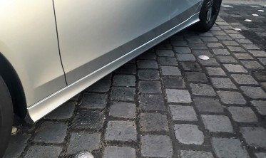 Тюнинговые накладки на пороги Audi A4 B8 фото
