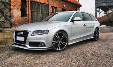 Накладка переднього бампера Audi A4 B8 фото
