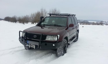 Защитная дуга для силового бампера Toyota Land Cruiser J100, 105 фото