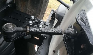 Крепление запасного колеса Toyota Land Cruiser Prado J120, 125 фото