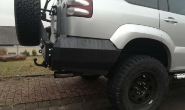 Крепление запасного колеса Toyota Land Cruiser Prado J120, 125 фото