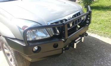 Защитная дуга для силового бампера Toyota Land Cruiser Prado J120, 125 фото