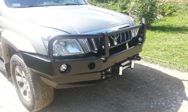 Защитная дуга для силового бампера Toyota Land Cruiser Prado J120, 125 фото