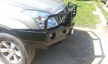 Защитная дуга для силового бампера Toyota Land Cruiser Prado J120, 125 фото