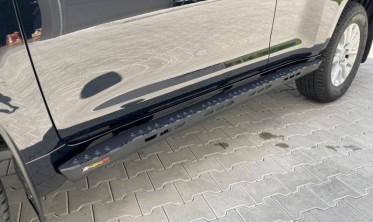 Силовые пороги Toyota Land Cruiser J150 фото