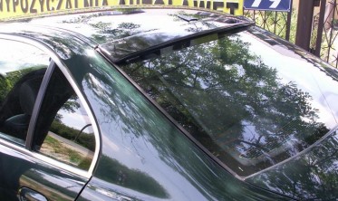 Спойлер заднього скла BMW E39 седан фото