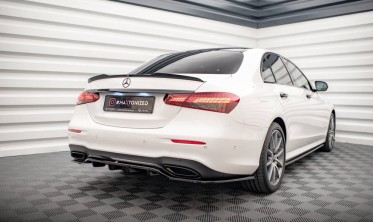 Тюнинговая накладка на задний бампер Mercedes E W213 рестайл AMG-Line фото