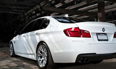 Липспойлер крышки багажника BMW F10 широкий фото