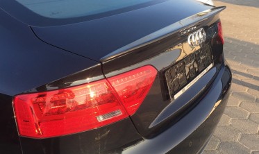 Спойлер крышки багажника Audi A5 Sportback стиль S-line фото