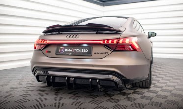 Центральна накладка на задній бампер Audi e-Tron GT/RS GT Mk1 фото