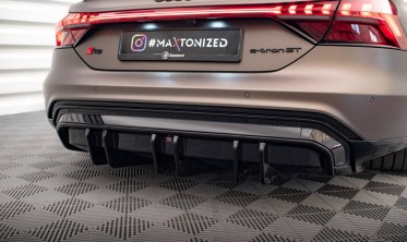 Центральна накладка на задній бампер Audi e-Tron GT/RS GT Mk1 фото