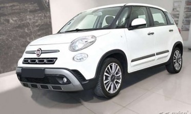 Защитная накладка на бортик заднего бампера Fiat 500L фото